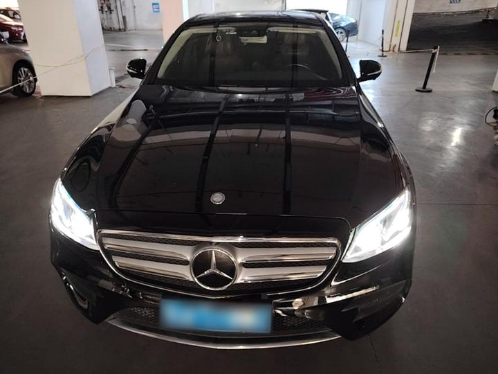 E-Class 2017 E 320 L Sport 4MATIC photo 2