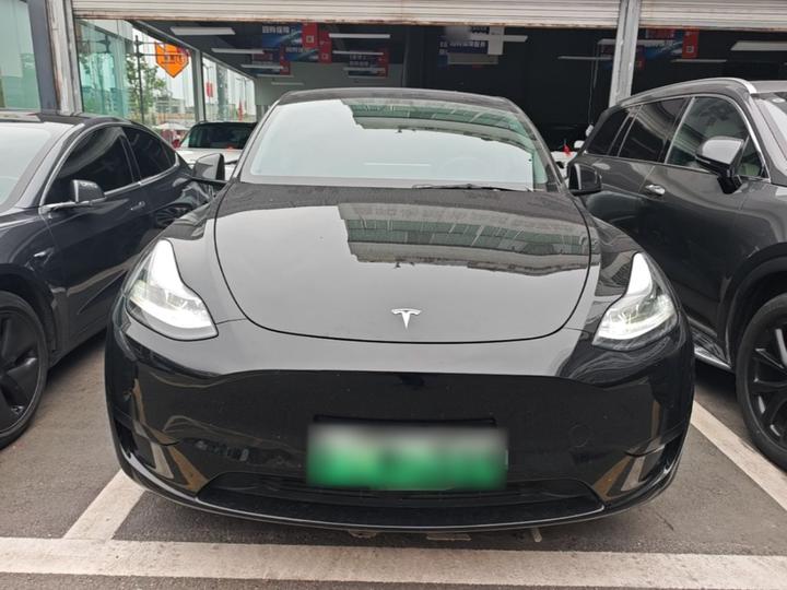 Model Y 2022 Facelift RWD photo 2