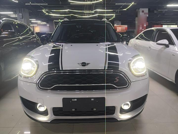 2019 2.0T COOPER S ALL4 photo 2