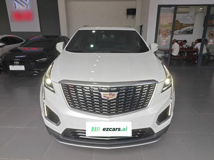 XT5 2021 28T Luxury photo 2