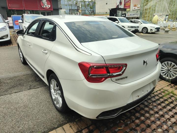 5LS 2015 1.6T Comfort THP160 photo 4