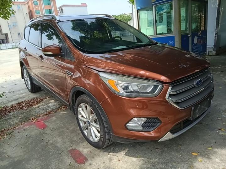 Kuga 2017 EcoBoost 180 AWD photo 3