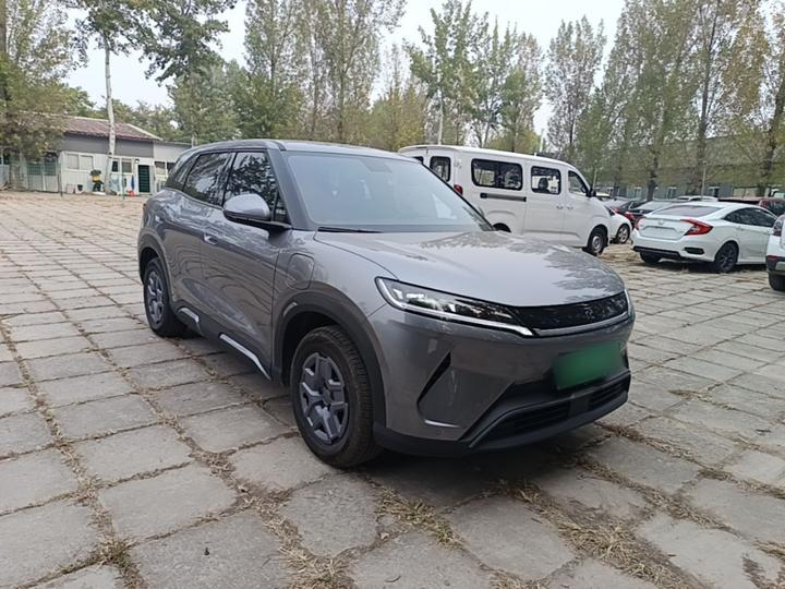 Yuan UP 2025 301KM Pilot photo 3