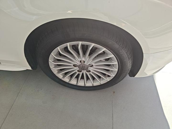 A4L 2013 35 TFSI AT Tech photo 8
