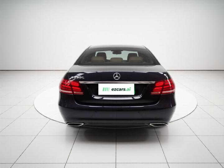 E-Class 2015 E 260 L photo 5