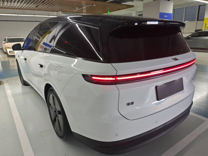 Li Auto i8 2025 Standard photo 4