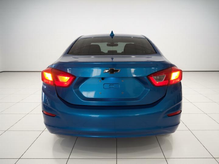 2017 1.5L AT photo 3