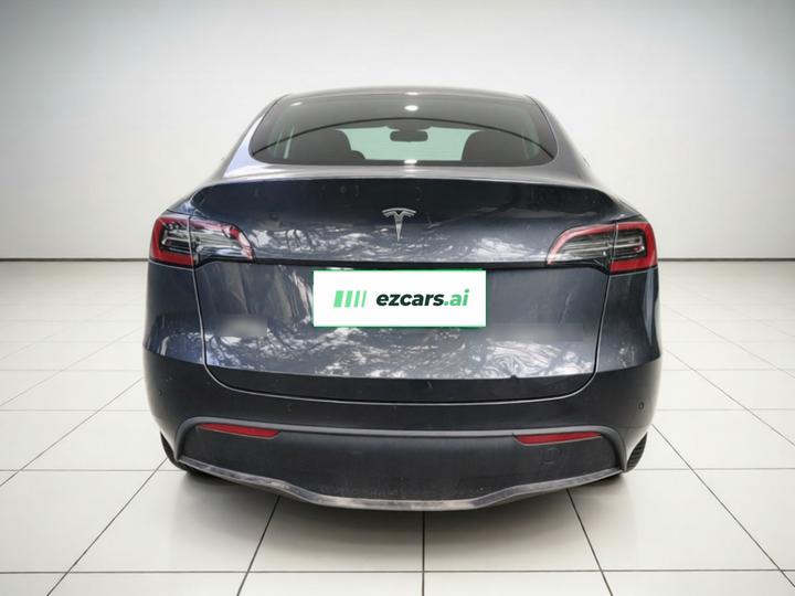 Model Y 2024 RWD photo 3