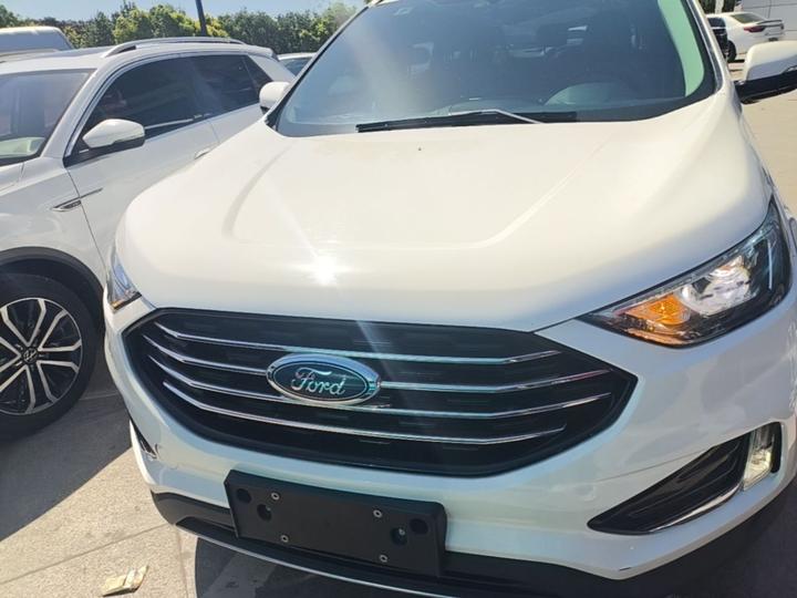 Edge 2020 EcoBoost 245 RWD 5-Seater photo 2