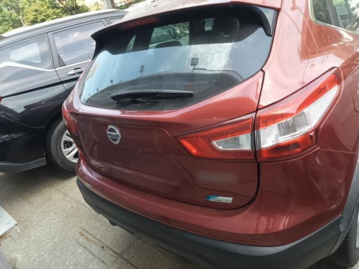 Qashqai 2016 2.0L CVT Elite photo 3