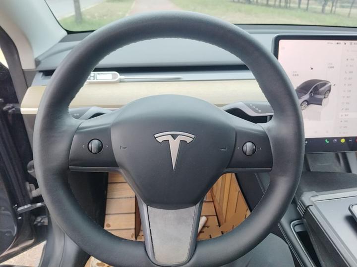 Model Y 2022 Facelift RWD photo 6