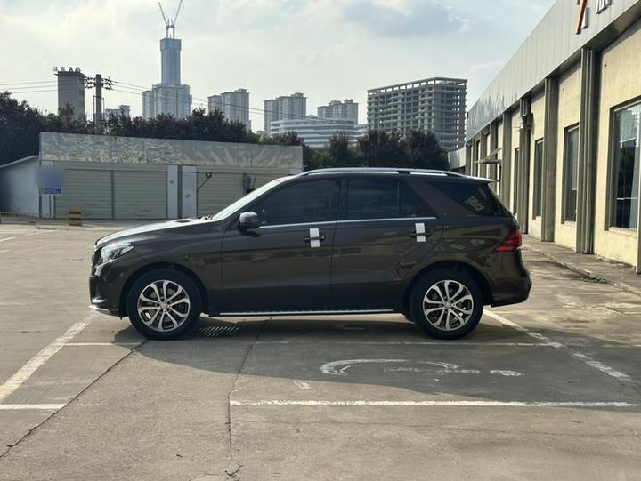 GLE Imported 2017 GLE 320 4MATIC Dynamic photo 4
