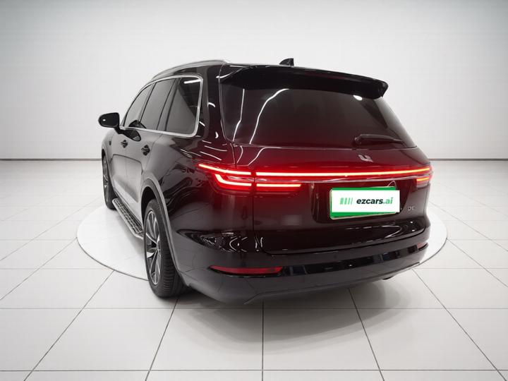 Li Auto ONE 2021 EREV 6-Seater photo 4
