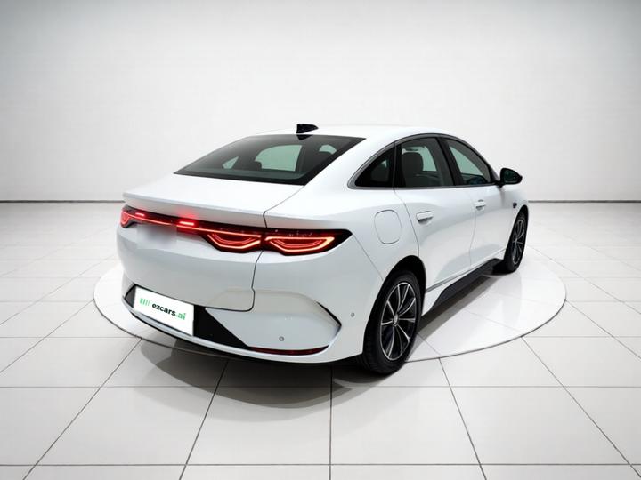Qin L 2025 EV 545KM photo 4