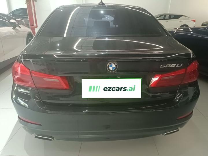5 Series 2018 528Li Special photo 3