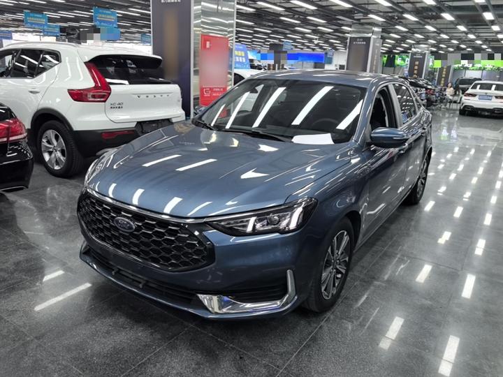 Escort 2021 1.5L AT