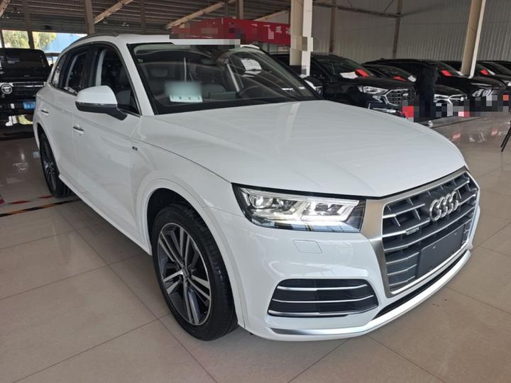 Q5L 2020 Facelift 40 TFSI Fashion photo 3