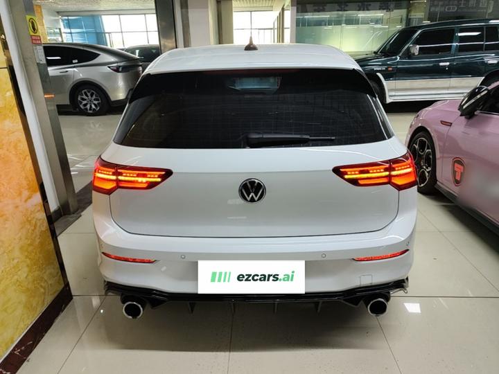 Golf GTI 2023 380TSI DSG GTI photo 3