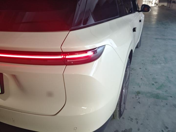 Li Auto i6 2025 AWD Standard photo 7