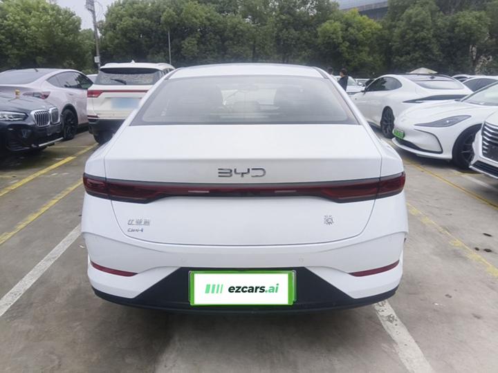 Qin PLUS 2026 DM-i 210KM Progressive photo 3