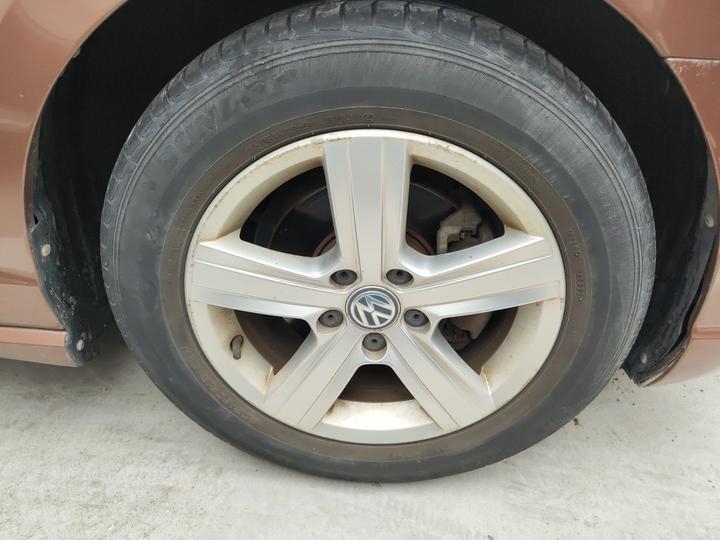 Lamando 2015 230TSI DSG photo 8