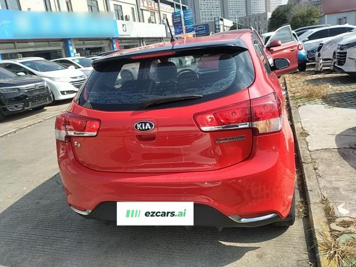 K2 2015 Hatchback 1.4L AT GLS photo 5