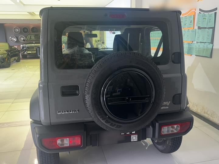 Jimny 26 1.5 3-Door MT Mid Trim GL photo 5