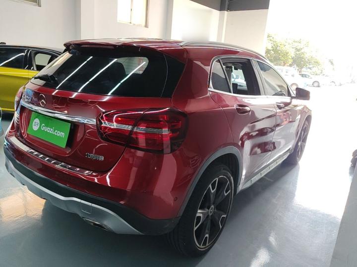 GLA 2017 GLA 220 4MATIC Fashion photo 4