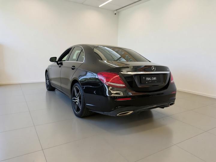 E-Class 2017 Facelift E 300 Sport photo 4