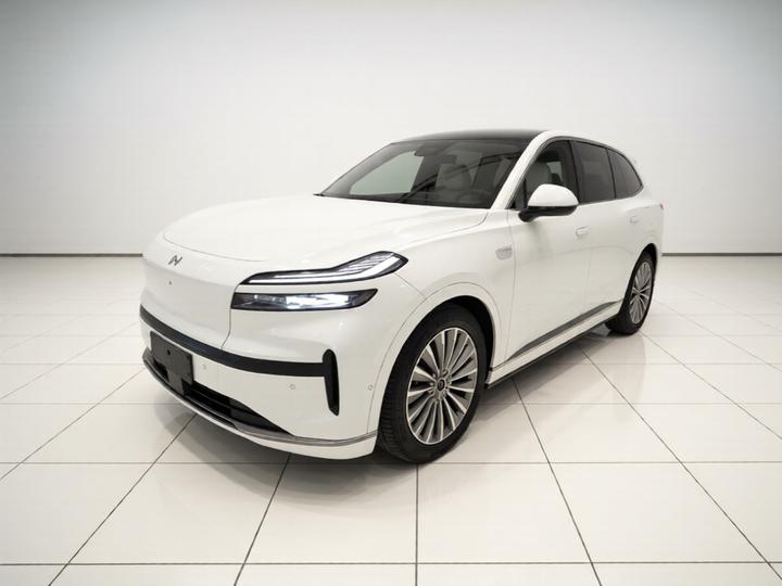 L90 2025 Ultra 6-Seater 60