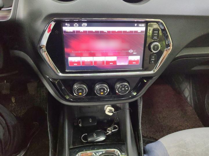 DX3 2018 1.5L MT Premium photo 5