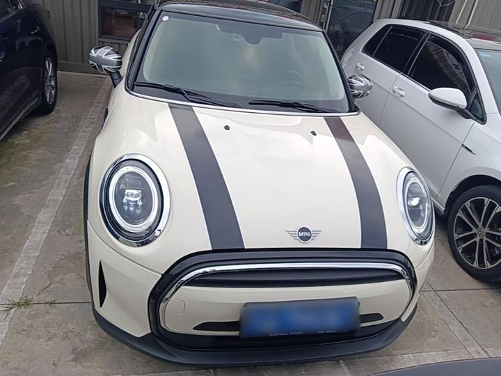 2022 1.5T COOPER Classic photo 2