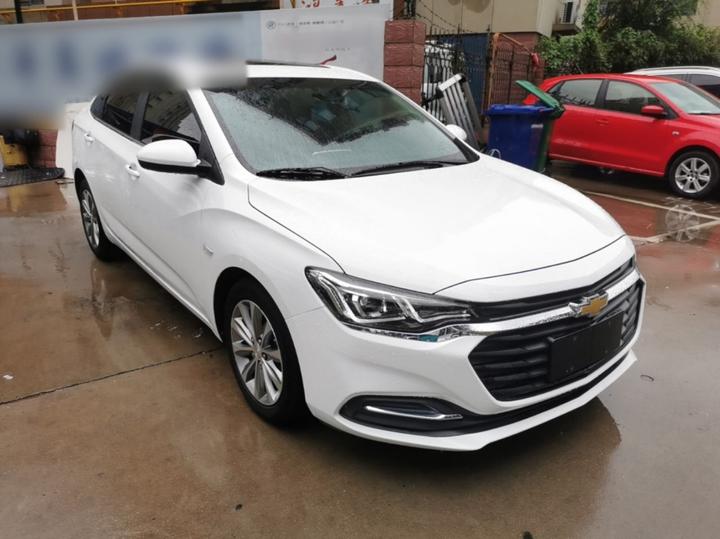 Cruze 2022 320 AT photo 3