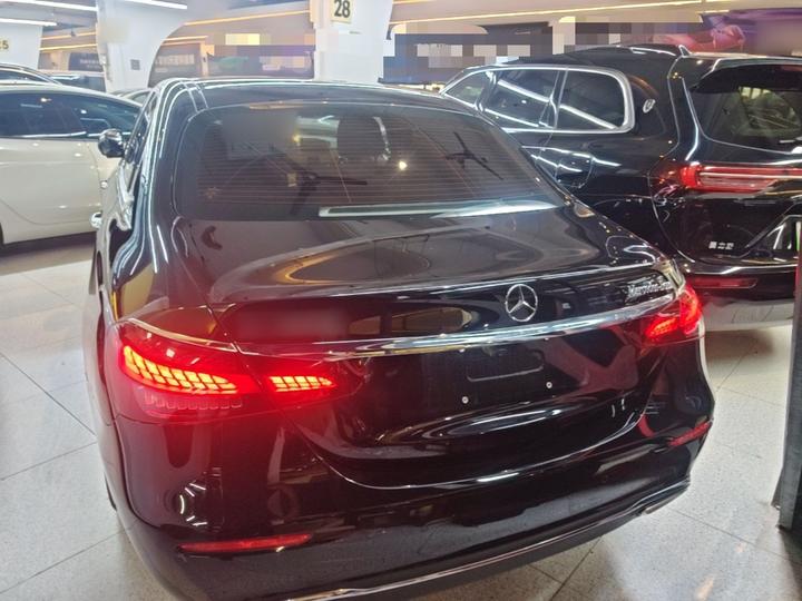 E-Class 2021 Facelift E 300 L Luxury photo 3
