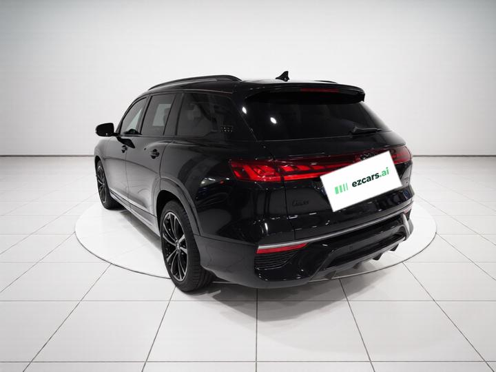 Q6 2024 45 TFSI quattro 6-Seater photo 4