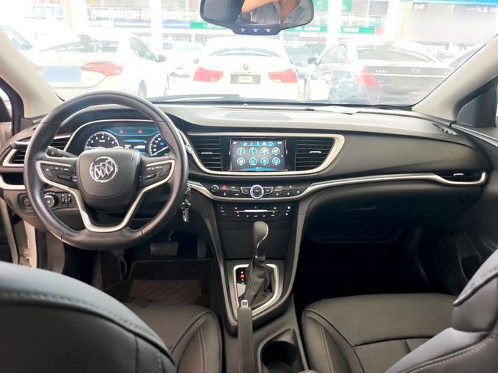Excelle 2019 18T AT Elite China VI photo 5