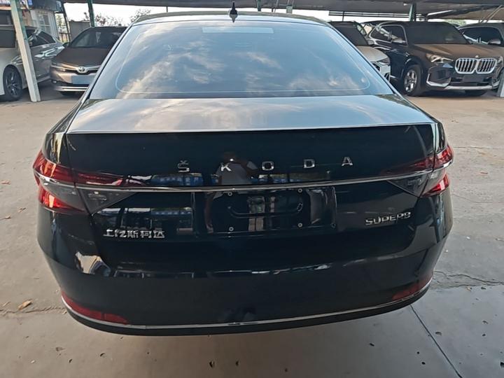 Superb 2024 TSI280 DSG Exclusive photo 5