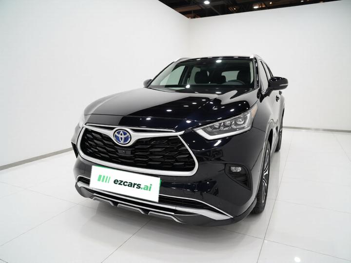Highlander 2022 Hybrid 2.5L AWD Premium 7-Seater photo 2