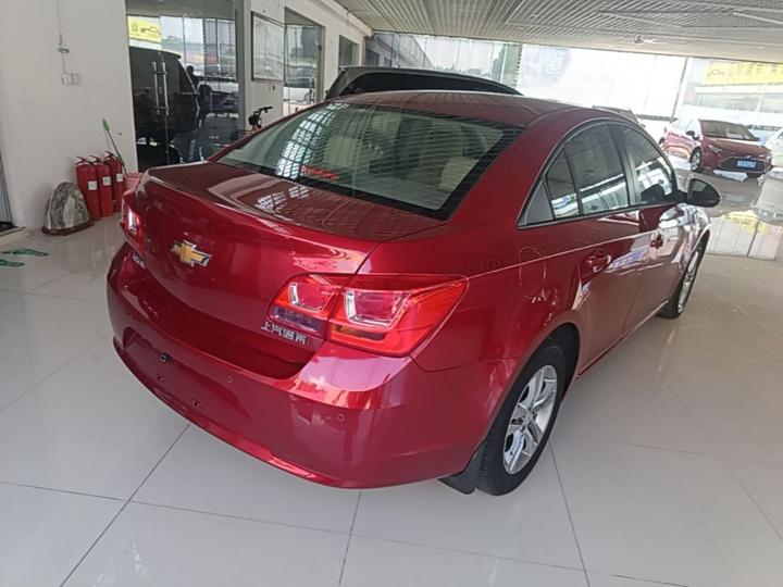 2015 1.5L Classic SE AT photo 4