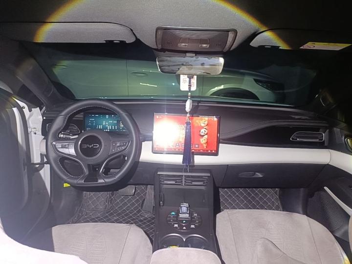 Seal 06 EV 2025 DM-i ADAS 80KM Luxury photo 6