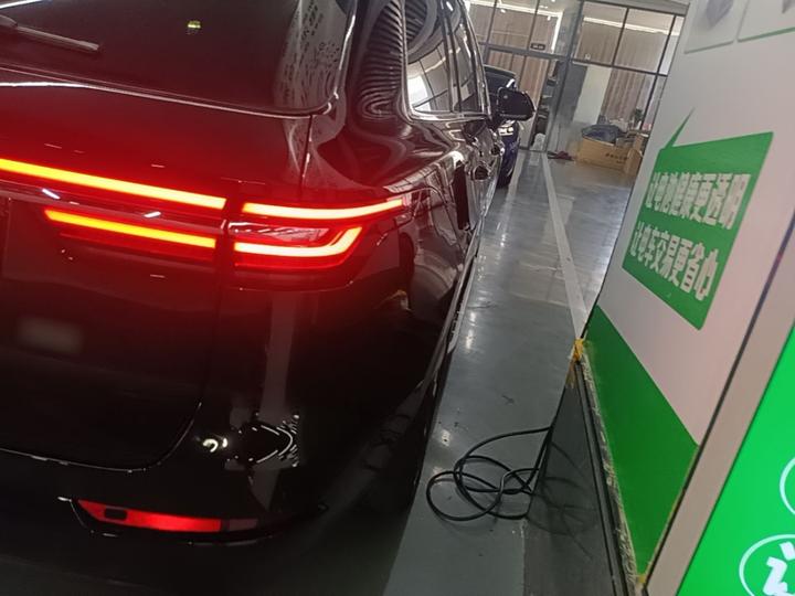 Li Auto ONE 2021 EREV 6-Seater photo 7