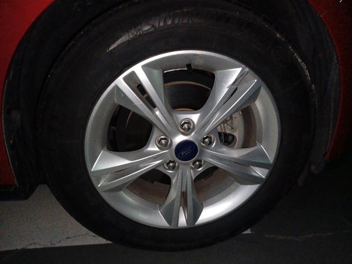 Focus 2012 Hatchback 1.6L MT photo 8
