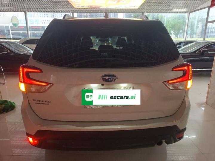 Forester 2021 2.0i Luxury EyeSight photo 5