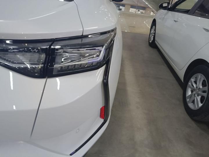 Yixuan 2025 1.5L AT Luxury photo 7