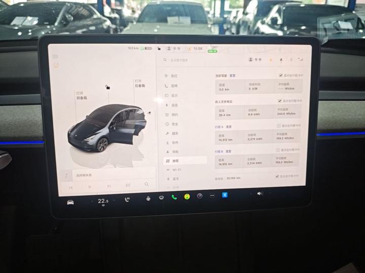 Model Y 2024 RWD photo 4