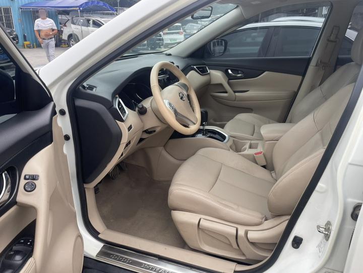 X-Trail 2014 2.0L CVT Comfort 2WD photo 7