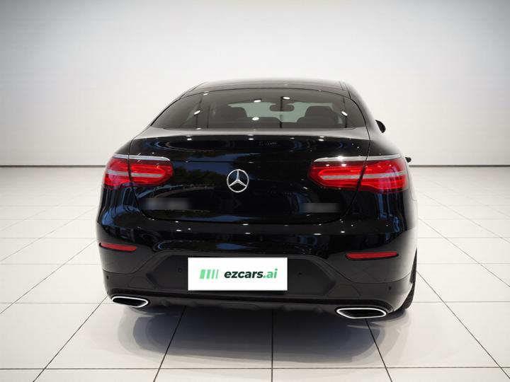 GLC Coupe 2018 GLC 200 4MATIC Coupe SUV photo 5