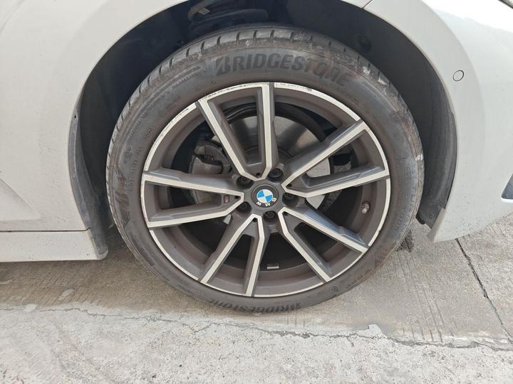 3 Series 2025 325Li M Sport Package photo 8
