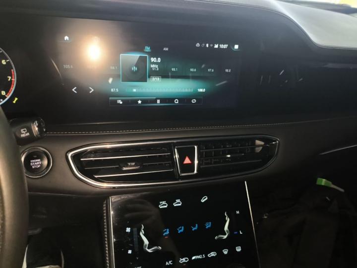 X90 2020 1.6T DCT 5-Seater photo 8