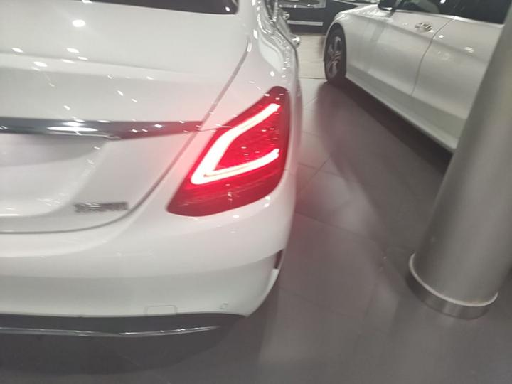 C-Class 2020 Facelift C 260 L Sport photo 7